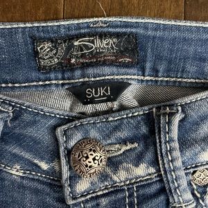 Silver Suki Capri